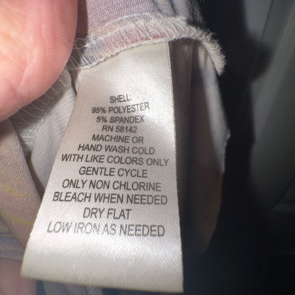 London Times Abstract Floral Halter Maxi Dress Size 6 Raw Hem - Picture 7 of 8